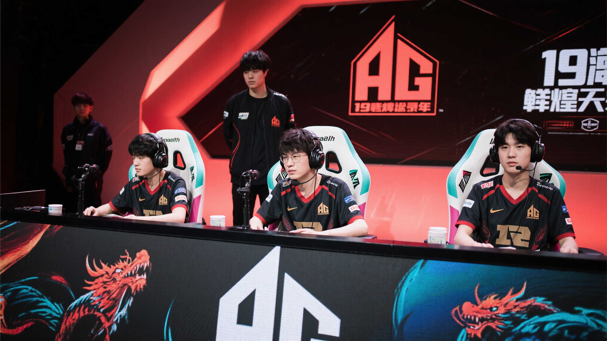 今年赛事中的表现令人惊叹，在刚完成一波令人拍案叫绝